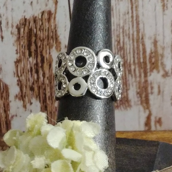 Jewelry - Crystal Spheres Fashion Ring